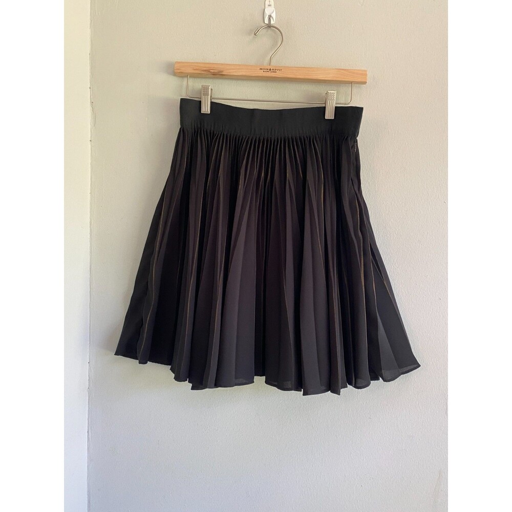 Dolce & Gabbana Women's Black pleated Skirt Size 42 (6)